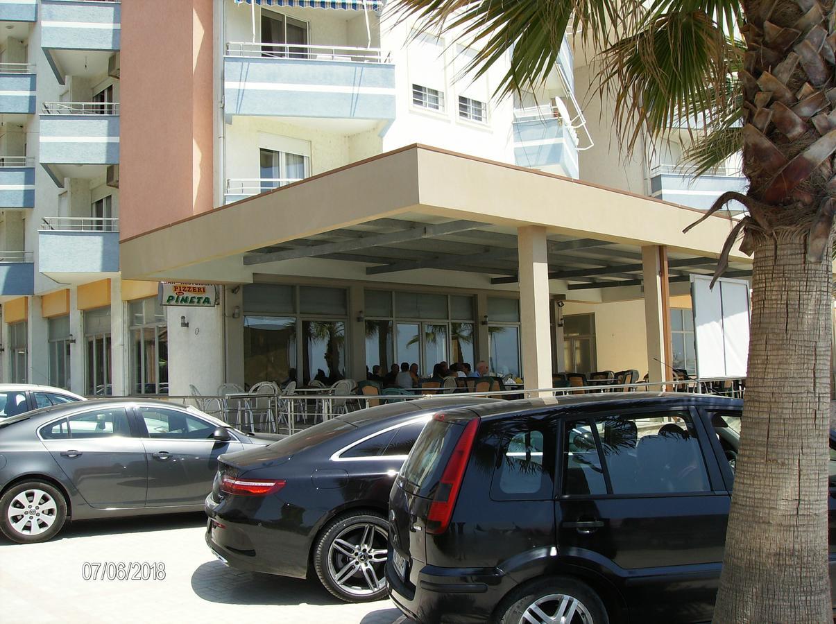 Amras House Hotel Durres Ngoại thất bức ảnh